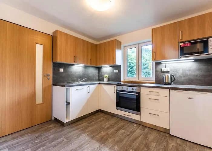 Apartman Liska V Peci - Apartmanovy Dum Horalka, Pec Pod Snezkou
